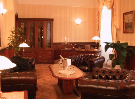 Hotel Nové Lázně  - nov-lzn-suite-royal_48048986088_o