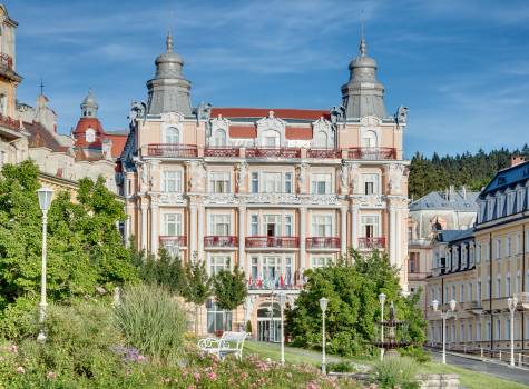 Hotel Hvězda - exterier_hvezda_47972474353_o