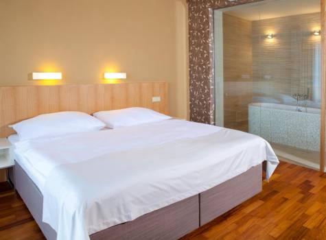 Spa resort Lednice - Knížecí ložnice malá.jpg