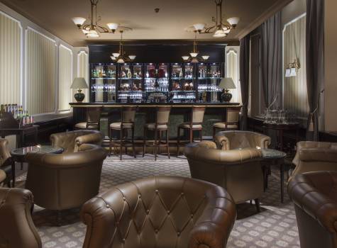 Luxury Spa Hotel Olympic Palace - 5_Lobby bar