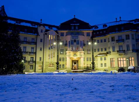 Thermia Palace Ensana Health Spa Hotel - Thermia Palace-winter-night.jpg