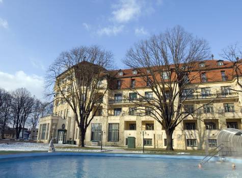 Thermia Palace Ensana Health Spa Hotel - Thermia Palace-winter pool2.jpg