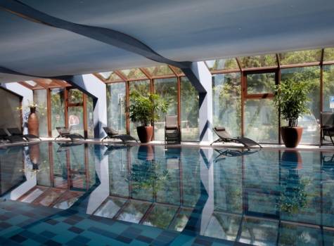 Wellness hotel CHOPOK - bazén.jpg