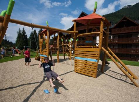 Wellness hotel CHOPOK - hřiště2.jpg