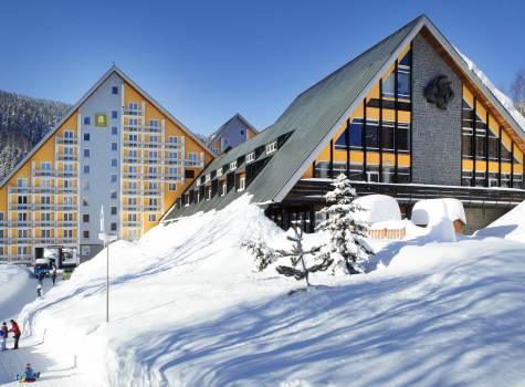 Clarion/Pinia Hotel & Resort Špindlerův Mlýn - Exteriér zima 01