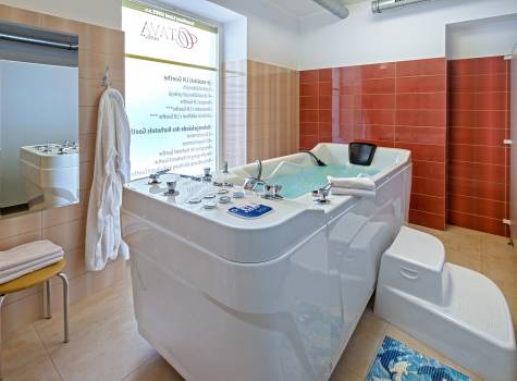 Goethe Spa & Medical Hotel - Goethe_BALNEO_multifunkcni_vana_1