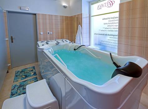 Goethe Spa & Medical Hotel - Goethe_BALNEO_multifunkcni_vana_2