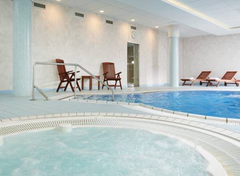 OREA Spa Hotel Cristal - BAZEN  01