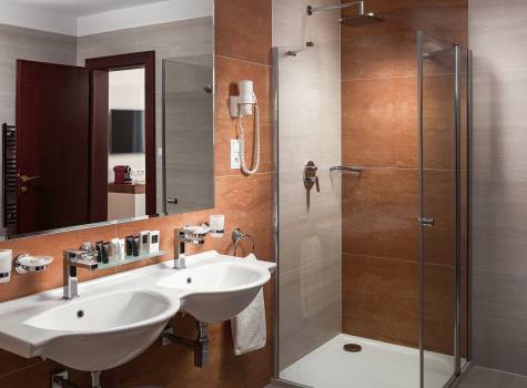 Grandhotel Nabokov Spa & Wellness - 23-09-Nabokov_Bathroom_President Suite 2