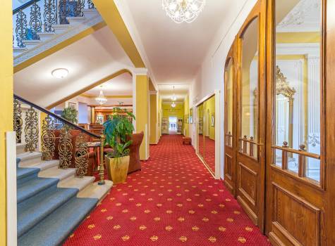 Hotel Luisa Františkovy Lázně - Luisa_Jesenius_spojovaci_chodba