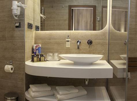 Esplanade Ensana Health Spa Hotel - Esplanade Premium Bathroom 
