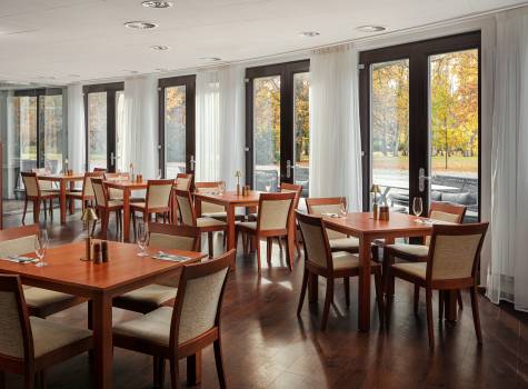 Harvey Spa Hotel - 23-52-Harvey_Restaurant_01