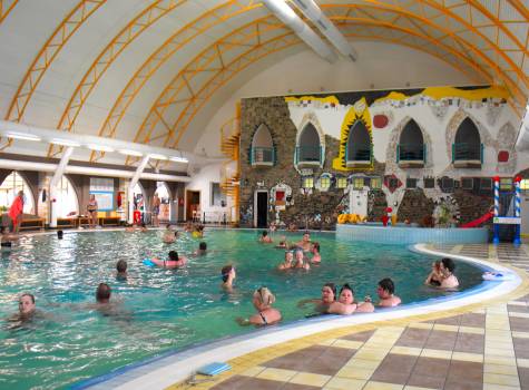 Thermal Varga hotels & apartments *** Veľký Meder - Kryty_bazen_1
