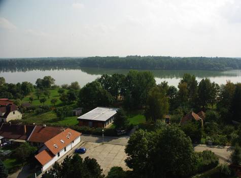 Hotel Svět - Rybník Svět v Třeboni.jpg