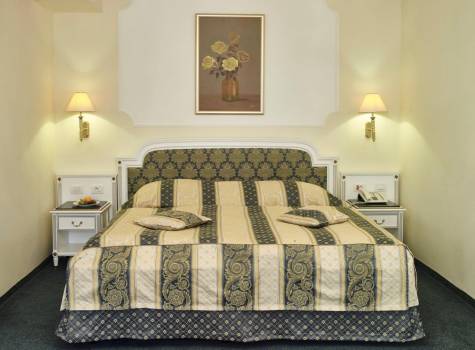 Hotel Esplanade SPA & Golf resort - junior suite deluxe bedroom