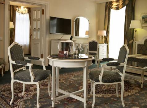 Hotel Esplanade SPA & Golf resort - junior suite deluxe living room