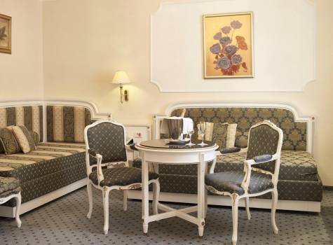 Hotel Esplanade SPA & Golf resort - Suite 2+1 living room