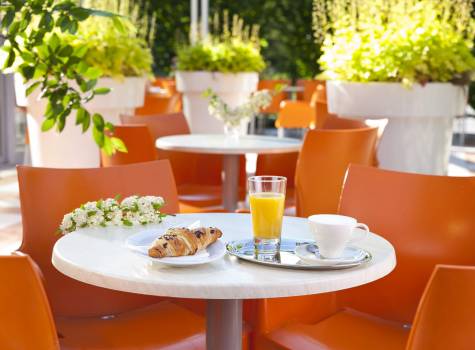 Hotel Vesna - hotels cafe 2