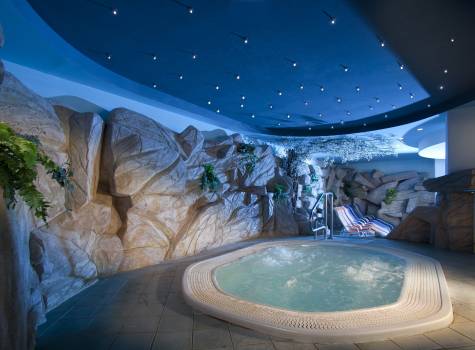 Hotel Vesna - indoor whirpool