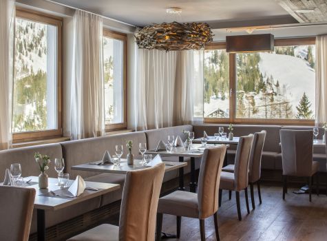 Falkensteiner Hotel Sonnenalpe - 2103wl_falkensteiner-sonnenalpe-restaurant__WLP8132-HDR-2