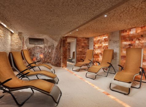Grandhotel Nabokov - 00119-DavidVancisin-Full