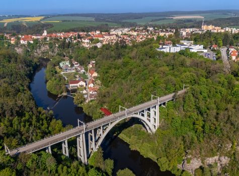 Lázeňský hotel Olga - phled shora na Bechyni