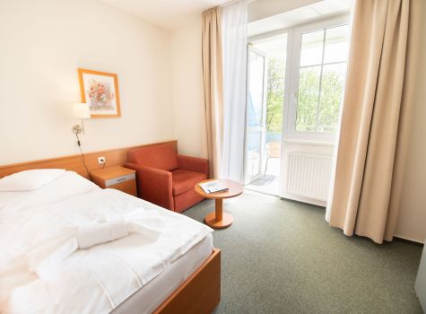 Lázně Jeseník Hotel Bezruč - bezruc-pokoj-priessnitzovy-lazne-1