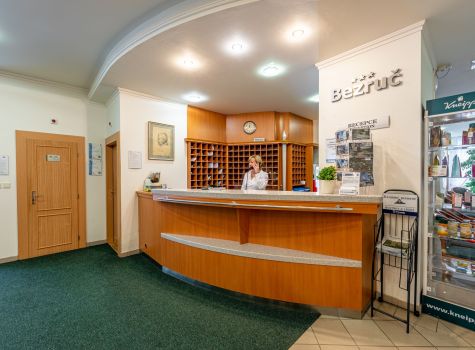 Lázně Jeseník Hotel Bezruč - priessnitzovy-lazne-bezruc_recepce