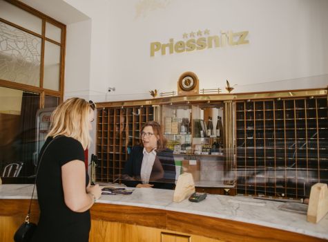 Lázně Jeseník Hotel Priessnitz - priessnitzovy-lazne-recepce-priessnitz1