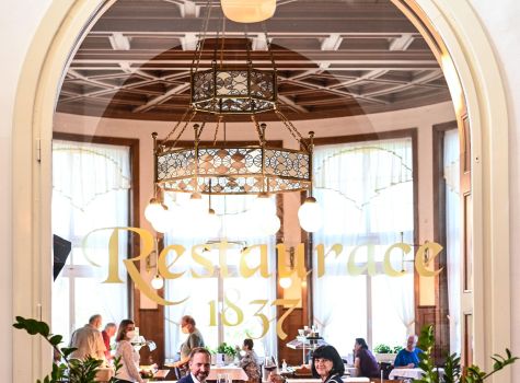 Lázně Jeseník Hotel Priessnitz - priessnitzovy-lazne-restaurace-1837-2-ct