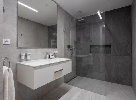 St. Joseph Royal Regent - BATHROOM