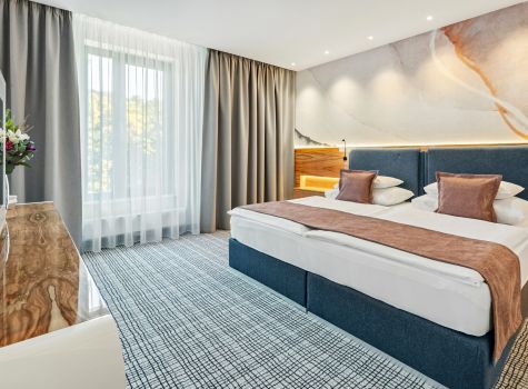 St. Joseph Royal Regent - JUNIOR SUITE CITY VIEW 4