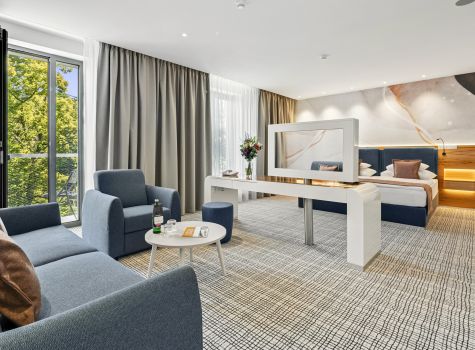 St. Joseph Royal Regent - JUNIOR SUITE CITY VIEW
