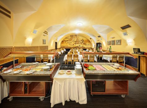 Hotel Zlatá hvězda - 2025_07_30_071850_5948_EOS_R5_MK_II_A19