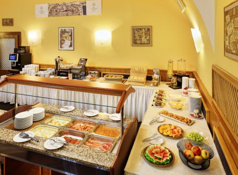 Hotel Zlatá hvězda - 2025_07_30_072800_5974_EOS_R5_MK_II_A19