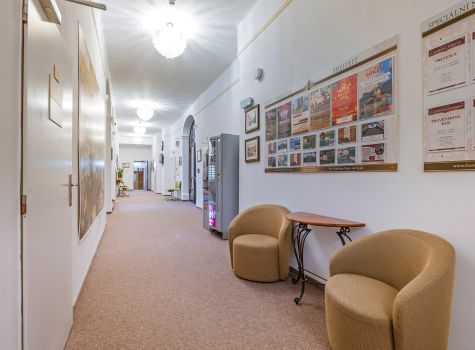 Lázeňský hotel Metropol - Metropol_chodba_10