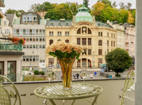 Hotel Zlatý Beránek - 13. Golden_Lamb_Pohled_Balkon