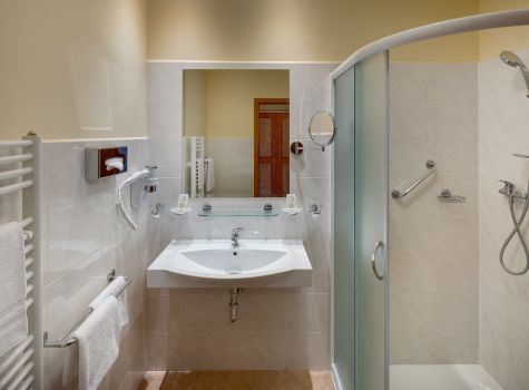 Hotel Svoboda - HOTEL SVOBODA_room_Palladio_Comfort_DBL_304_bath_16A8414