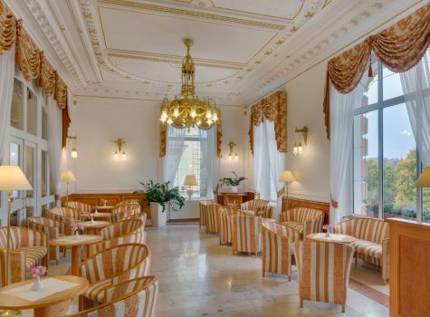 Hotel Hvězda - HOTEL HVEZDA_reception_lobby_16A3232