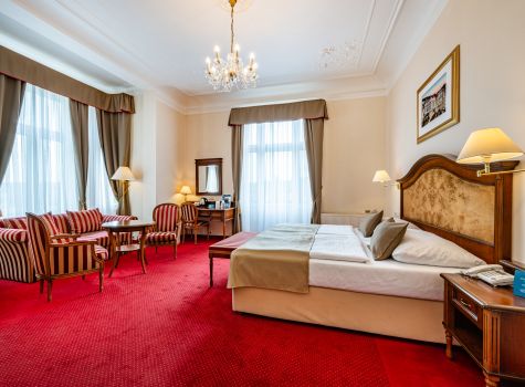 Hotel Hvězda - HOTEL HVEZDA_room_Junior_Suite (1)