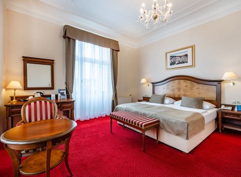 Hotel Hvězda - HOTEL HVEZDA_room_Junior_Suite (2)