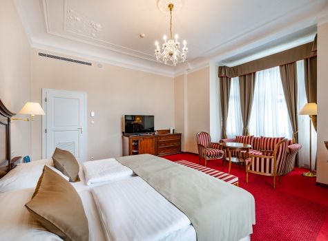 Hotel Hvězda - HOTEL HVEZDA_room_Junior_Suite (4)