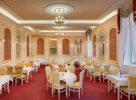 Hotel Hvězda - HOTEL HVEZDA_restaurant_16A3993