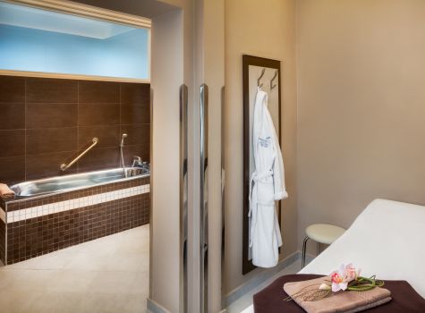 Hotel Hvězda - HOTEL HVEZDA_spa_mineral bath_Neapol_16A1016