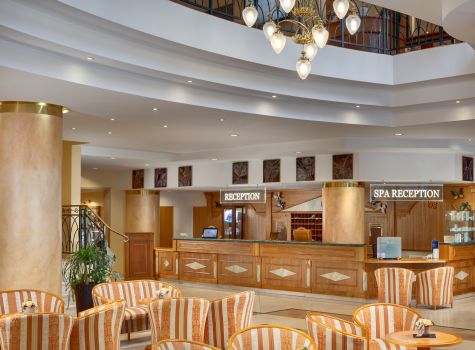 Spa Hotel Butterfly - HOTEL BUTTERFLY_reception_16A3008