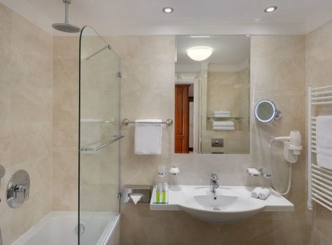 Hotel Nové Lázně  - HOTEL NOVE LAZNE_room_Superior deluxe_DBL_257_bath_16A4789