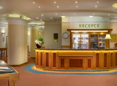 Centrální Lázně Health Spa Hotel - HOTEL CENTRALNI LAZNE_reception_16A1938
