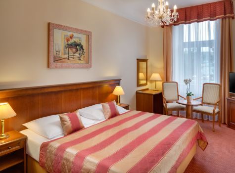 Centrální Lázně Health Spa Hotel - HOTEL CENTRALNI LAZNE_room_Apartment_16A2374