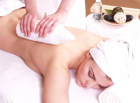 Danubius Hotel Bük**** - 5_dhsr_buk_wellness_massage__1_.jpg