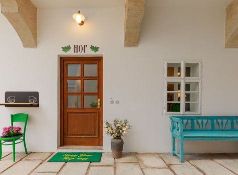 U Zlatého Beránka - 1. Hop Room_Entrance